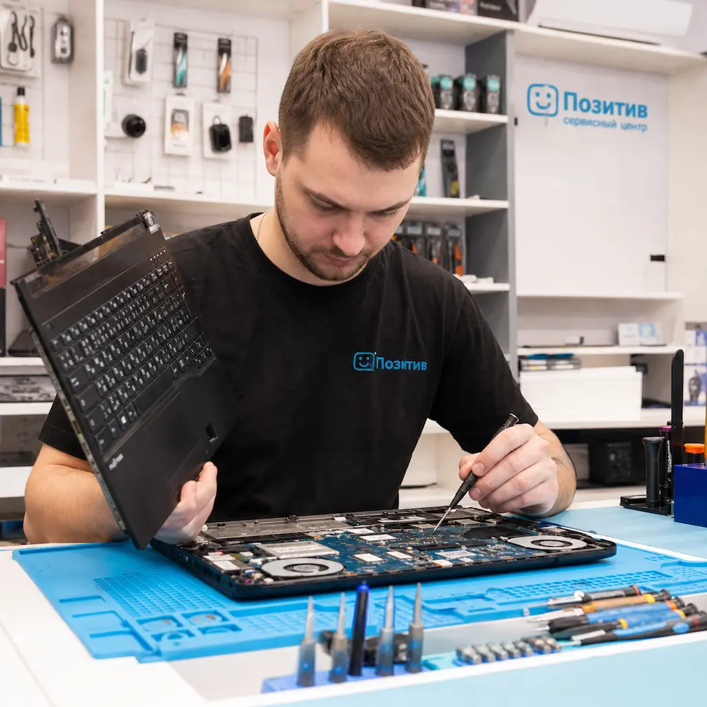 заменить клавиатуру на ноутбуке Fujitsu в Самаре