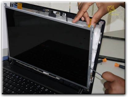 Замена экрана ноутбука Emachines в Самаре
